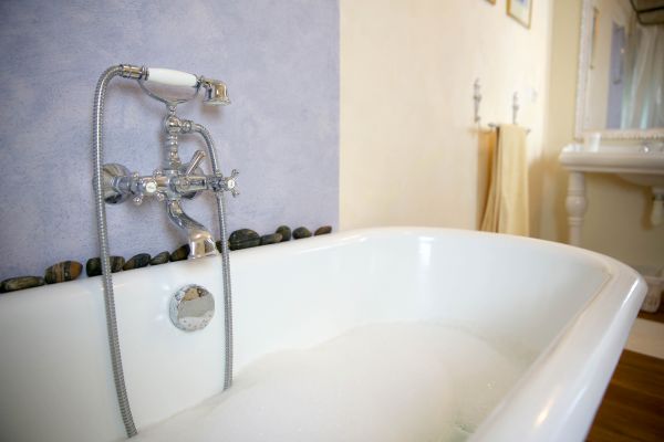 Winchester Bathtub Refinishing